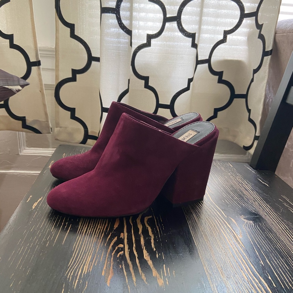 Steve Madden Maroon Mules